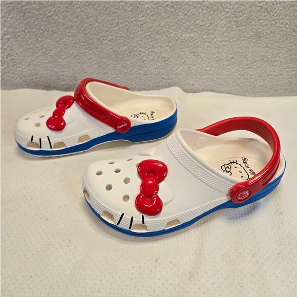 Crocs Hello Kitty Classic Clog Womens 6 Mens 4 White Red Blue Sanrio 2024 Collab - Picture 1 of 9